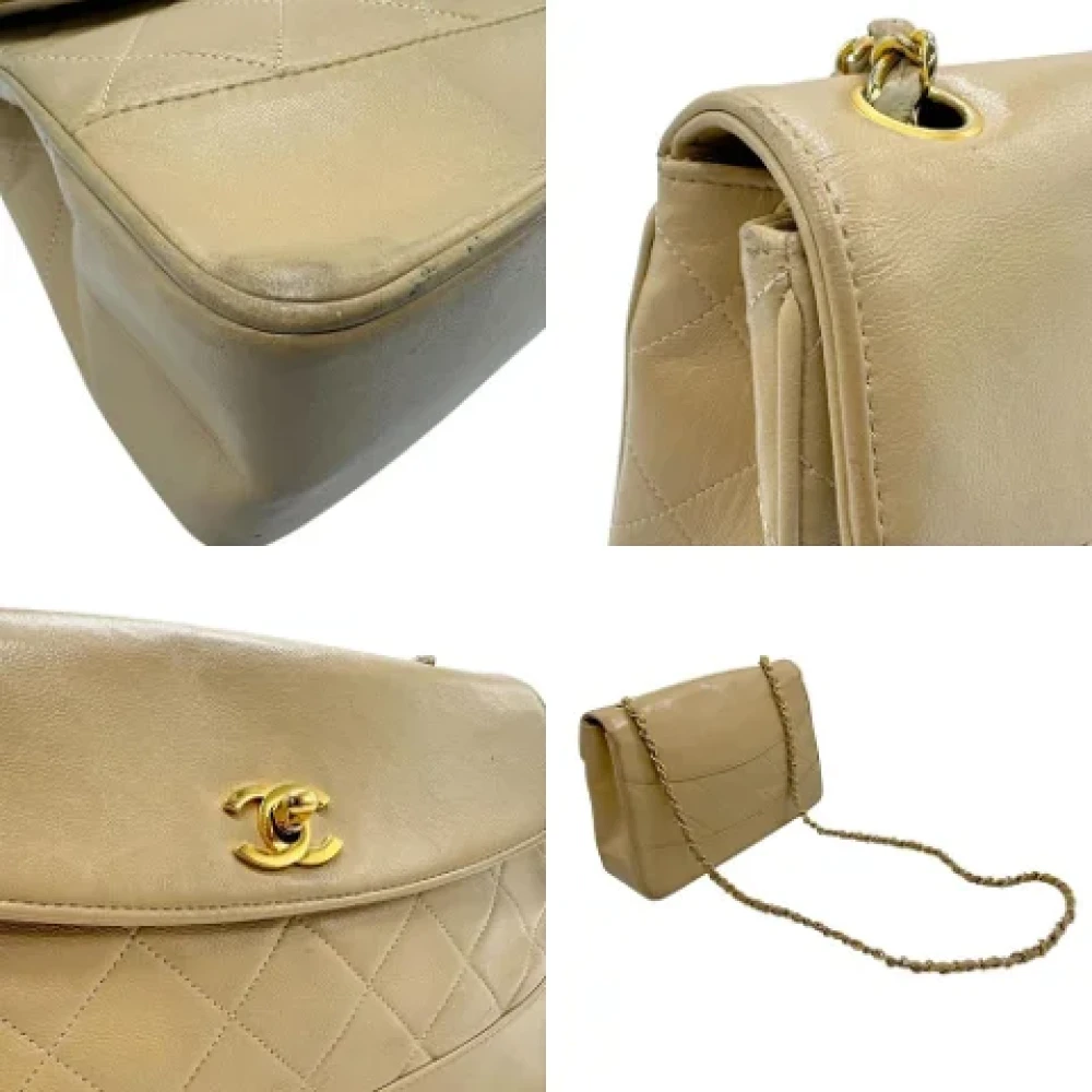 Chanel Vintage Pre-owned Leather chanel-bags Beige Dames