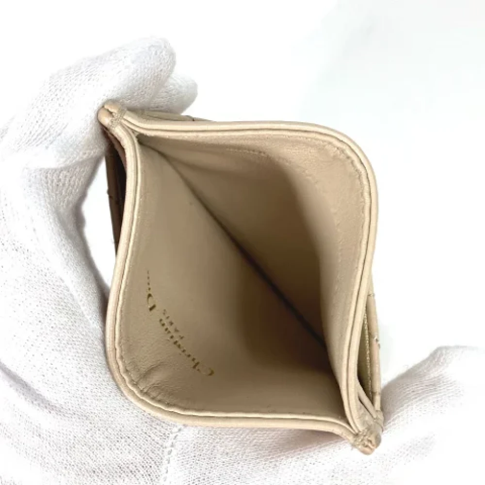 Dior Vintage Pre-owned Leather wallets Beige Dames