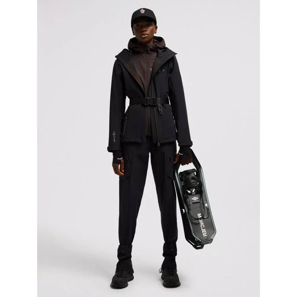 Moncler Zwarte jassen met warmte-gesealde naden Black Dames