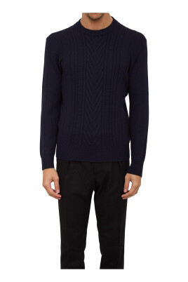 blue-crew-neck-shirt