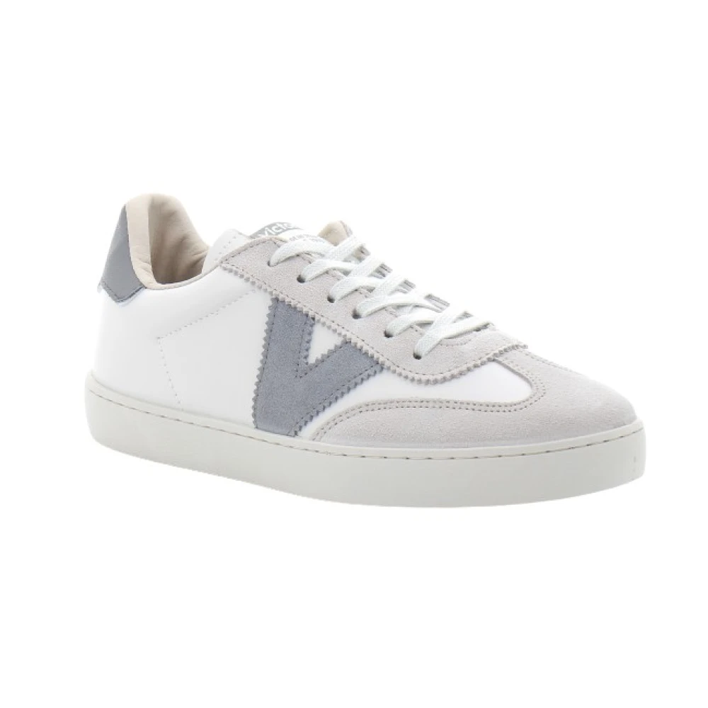 Shoes > Sneakers - - Victoria - Modalova