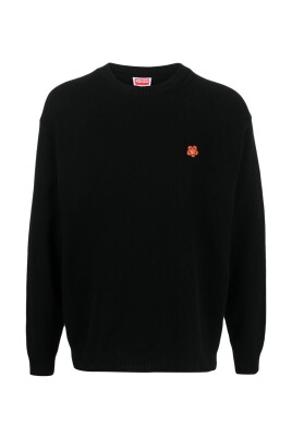 pull-noir-en-laine-a-fleurs