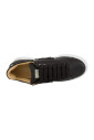 classic-low-top-sneakers