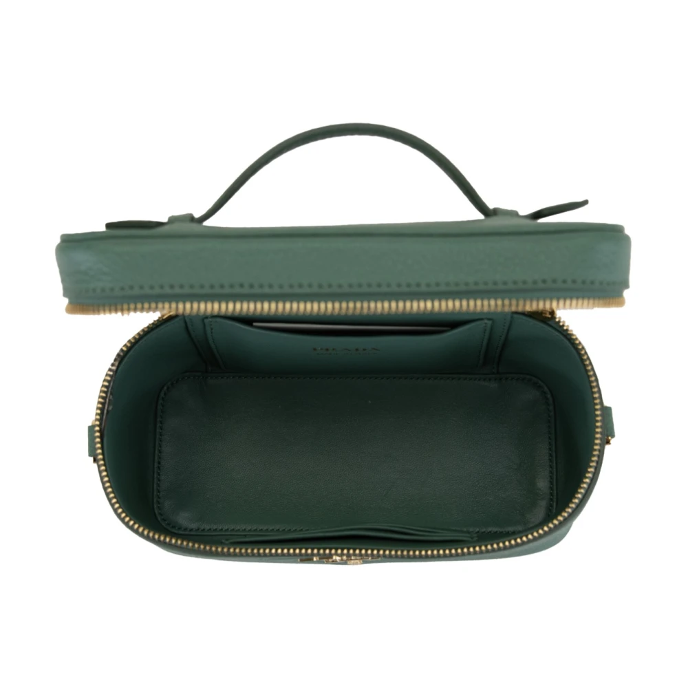 Prada Schoudertas van generfd leer voor dames Green Dames