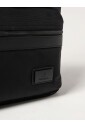 sac-a-dos-noir-elegant-pour-un-usage-quotidien