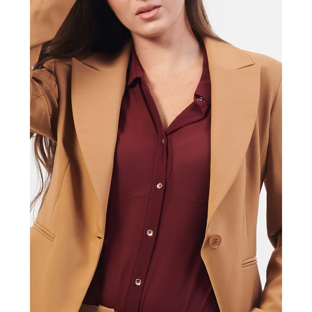 Fracomina Korte Cameljas met Revers Brown Dames