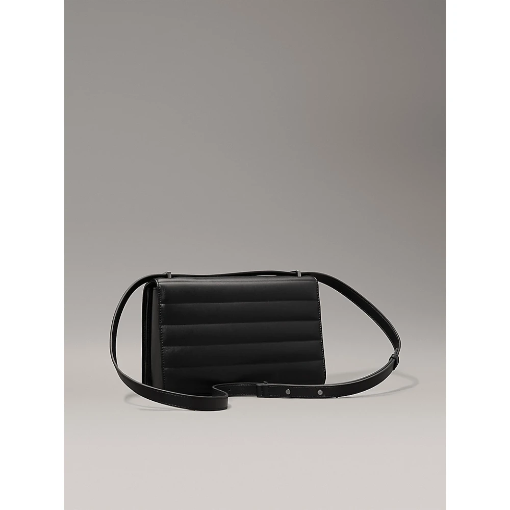 Calvin Klein Gewatteerde schoudertas met logo voor dames Black Dames