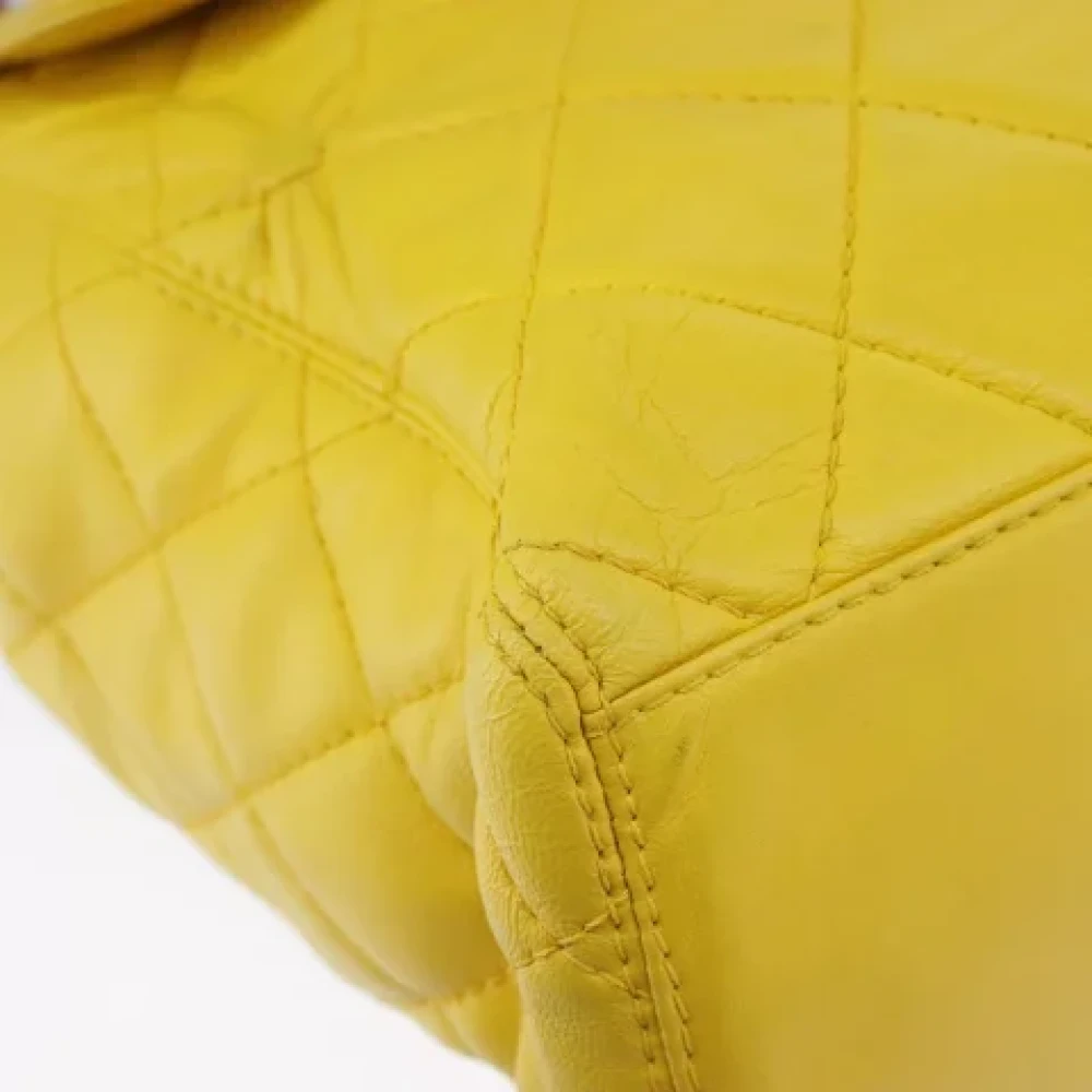 Chanel Vintage Pre-owned Leather chanel-bags Yellow Dames