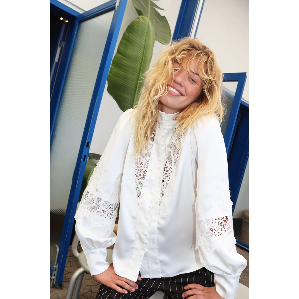 Cras Feminine Satijnen Blouse met Kantdetails White Dames