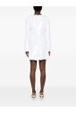 mini-robe-blanche-avec-detail-decoupe