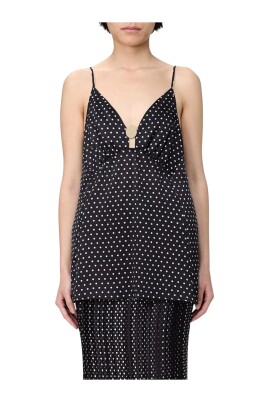 black-v-neck-sleeveless-top