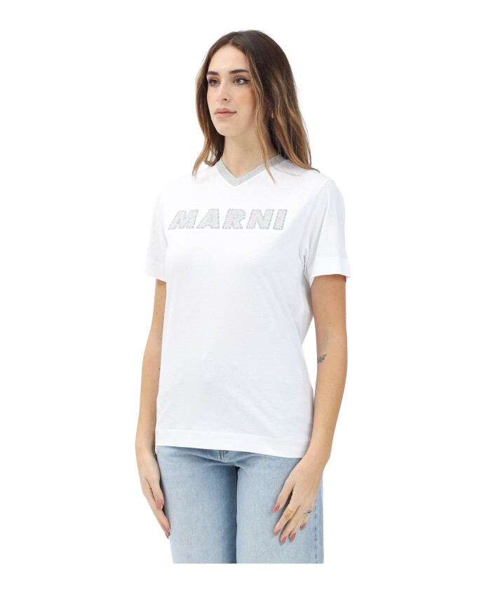 t-shirt-blanc-avec-logo