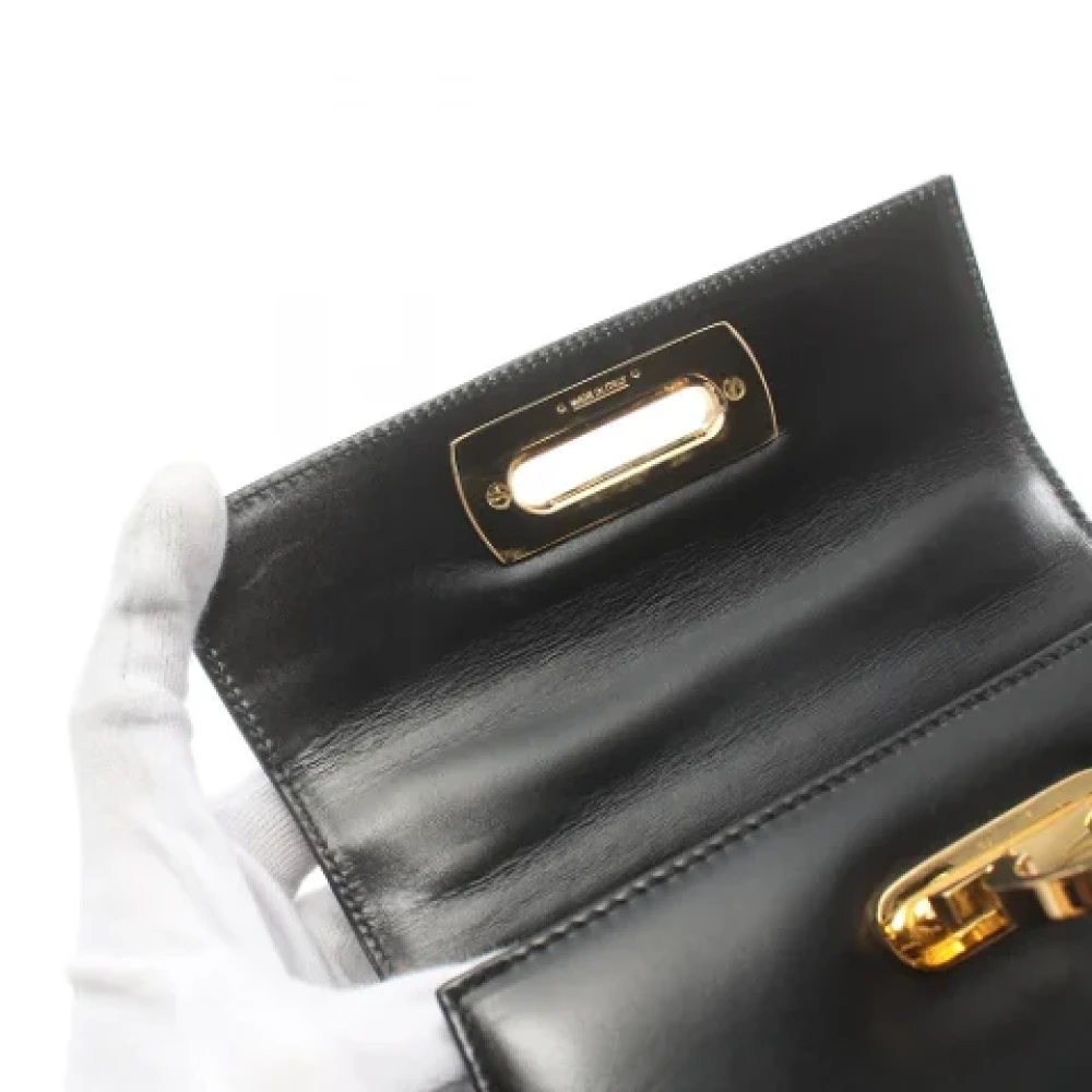 Salvatore Ferragamo Pre-owned Leather handbags Black Dames