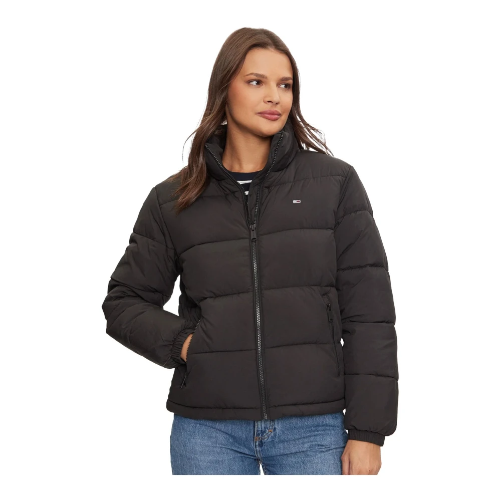 Tommy Jeans Essentiële geborduurde logo gewatteerde jas Black Dames