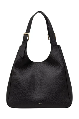 Dora L Tote