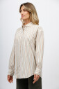 oversized-overhemd-met-zakken-met-knopen