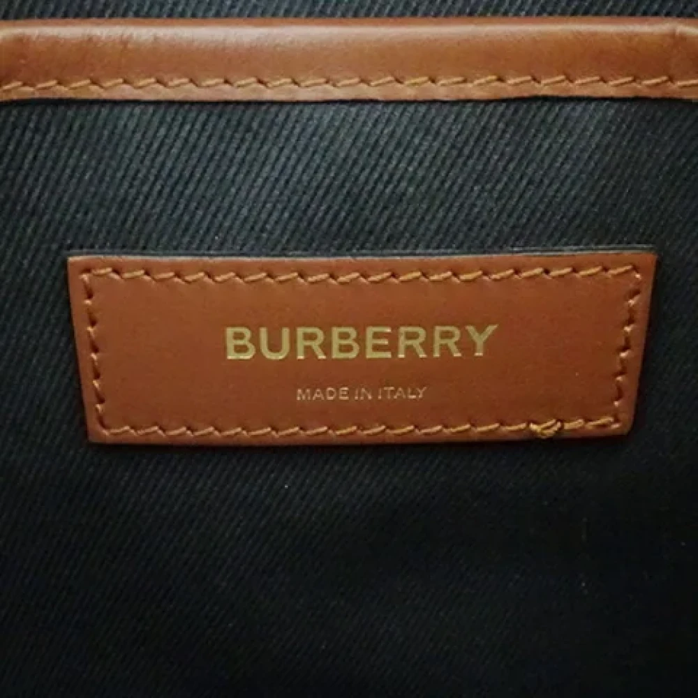 Burberry Vintage Pre-owned Plastic shoulder-bags Brown Dames
