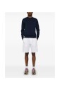 sweat-bleu-pour-un-look-elegant