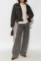 veste-de-moto-a-epaules-exagerees