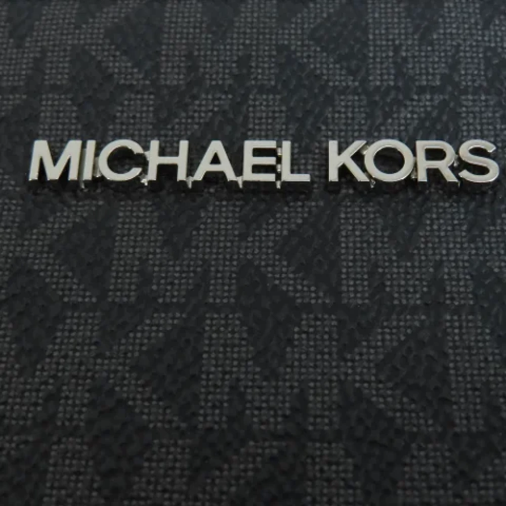 Michael Kors Pre-owned Fabric shoulder-bags Black Dames