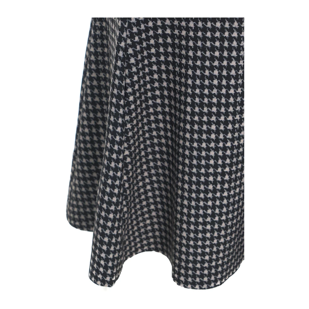 Norma Kamali Zwarte Jurk Aw24 Stomen Black Dames