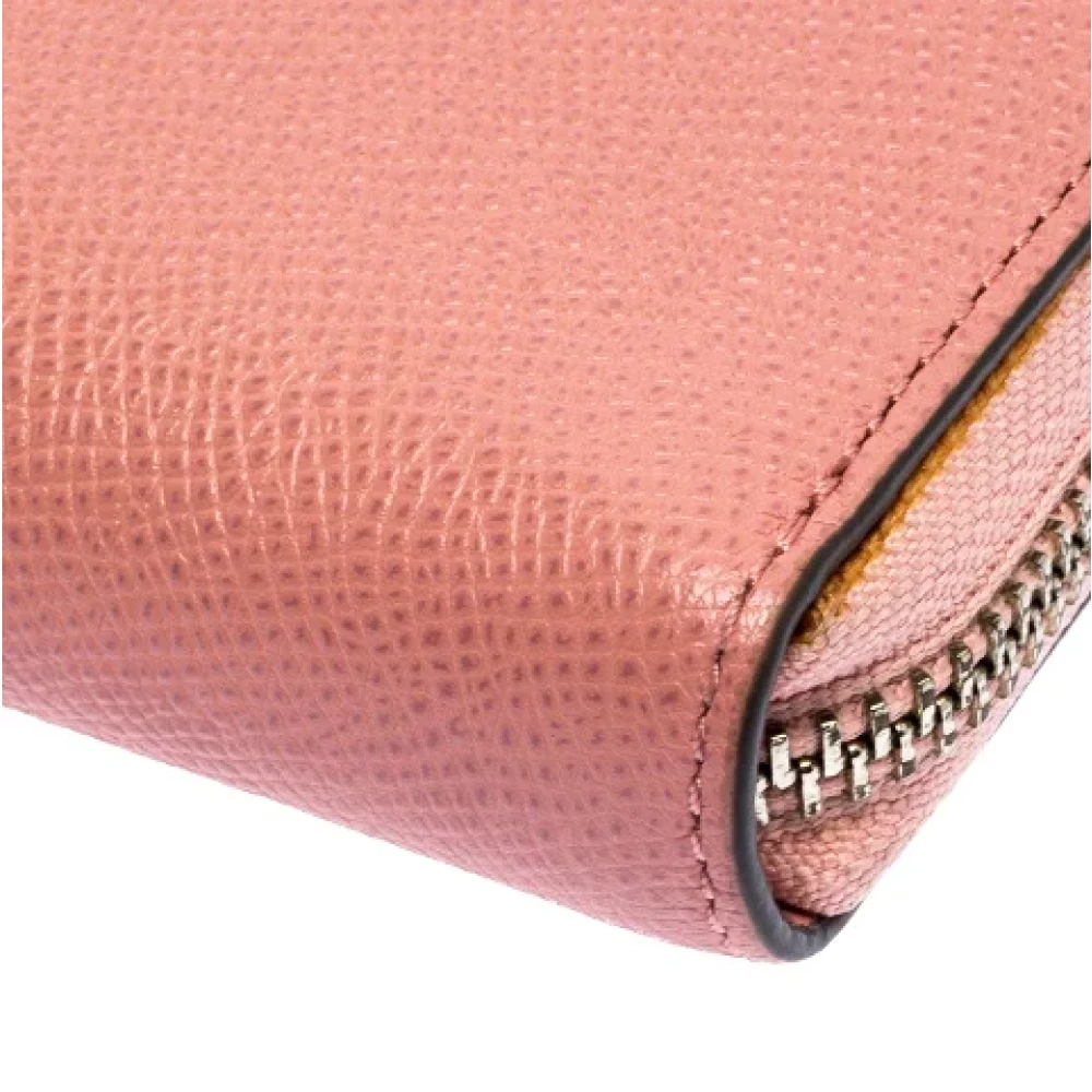 Coach Pre-owned Leather wallets Pink Dames
