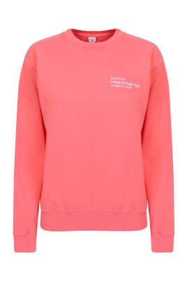 pink-logo-sweatshirt-casual-chic