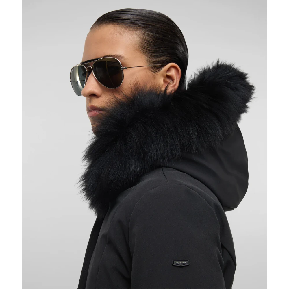 RefrigiWear Stijlvolle Jassen voor Alle Seizoenen Black Dames