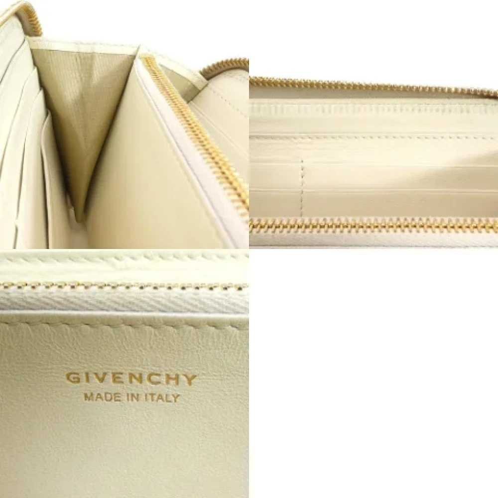 Givenchy Pre-owned Canvas wallets Beige Dames
