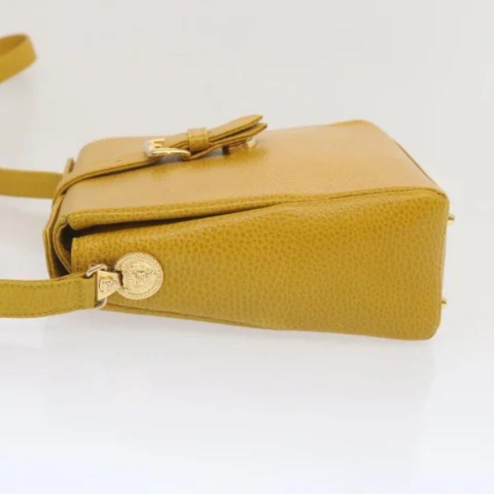 Versace Pre-owned Leather shoulder-bags Yellow Dames