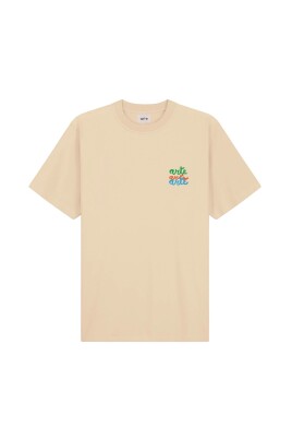 seasonal-graphic-print-cotton-t-shirt