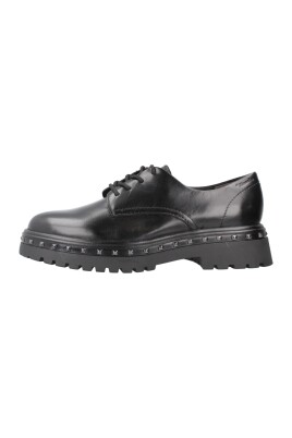 chaussures-elegantes-a-lacets