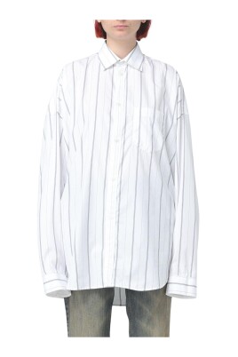 randig-poplin-skjorta-elegant-stil