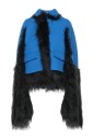 veste-bleue-a-capuche-en-fausse-fourrure
