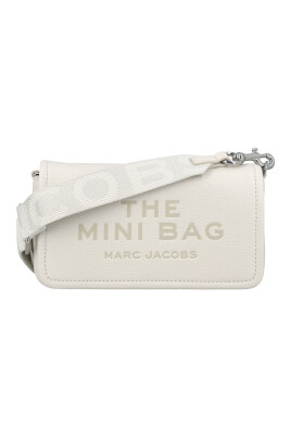 mini-sac-en-cuir-avec-fermeture-magnetique
