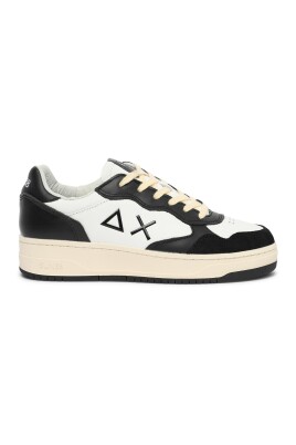 dirty-white-sneakers-with-black-details