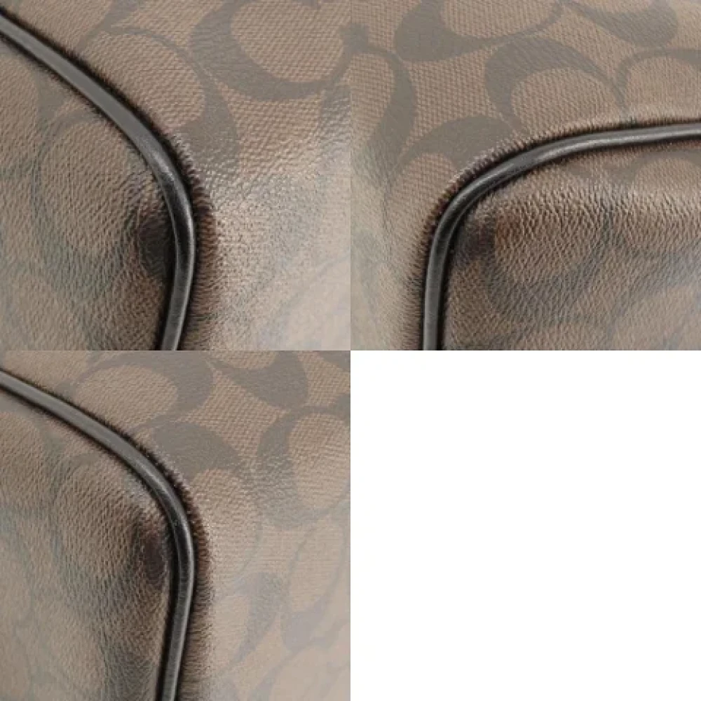Coach Pre-owned Plastic handbags Brown Dames