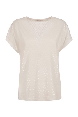 white-t-shirts-and-polos-with-sequin-print