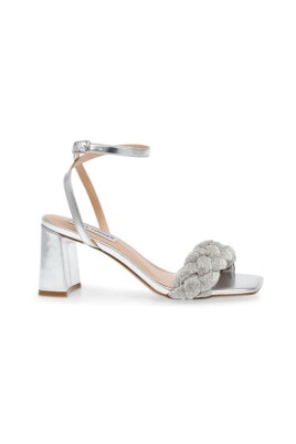 stylish-elevating-sandals