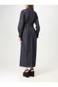 robe-elegante-bleue-coupe-decontractee