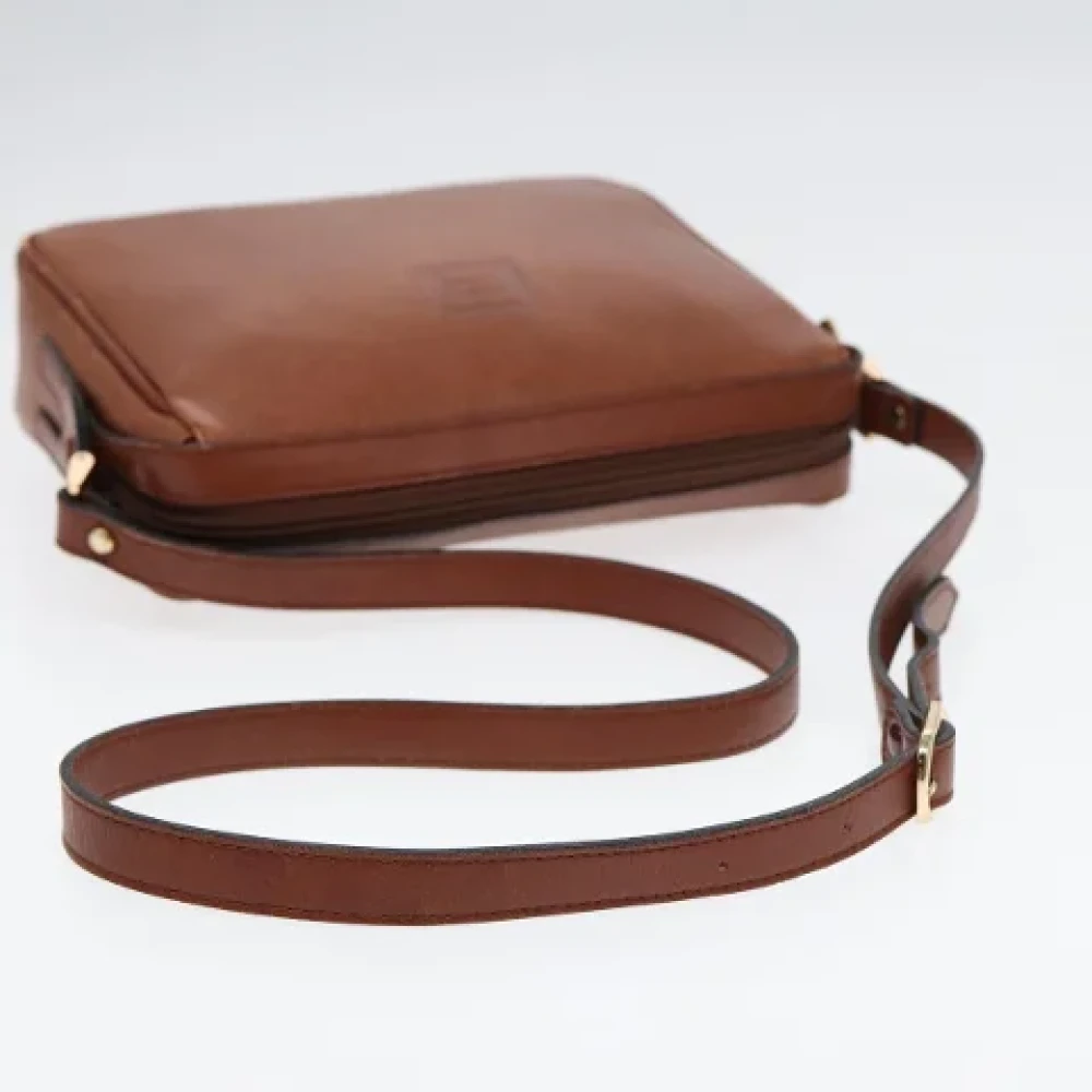 Burberry Vintage Pre-owned Leather shoulder-bags Brown Dames