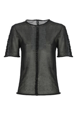 black-cotton-t-shirt-round-neck-short-sleeves