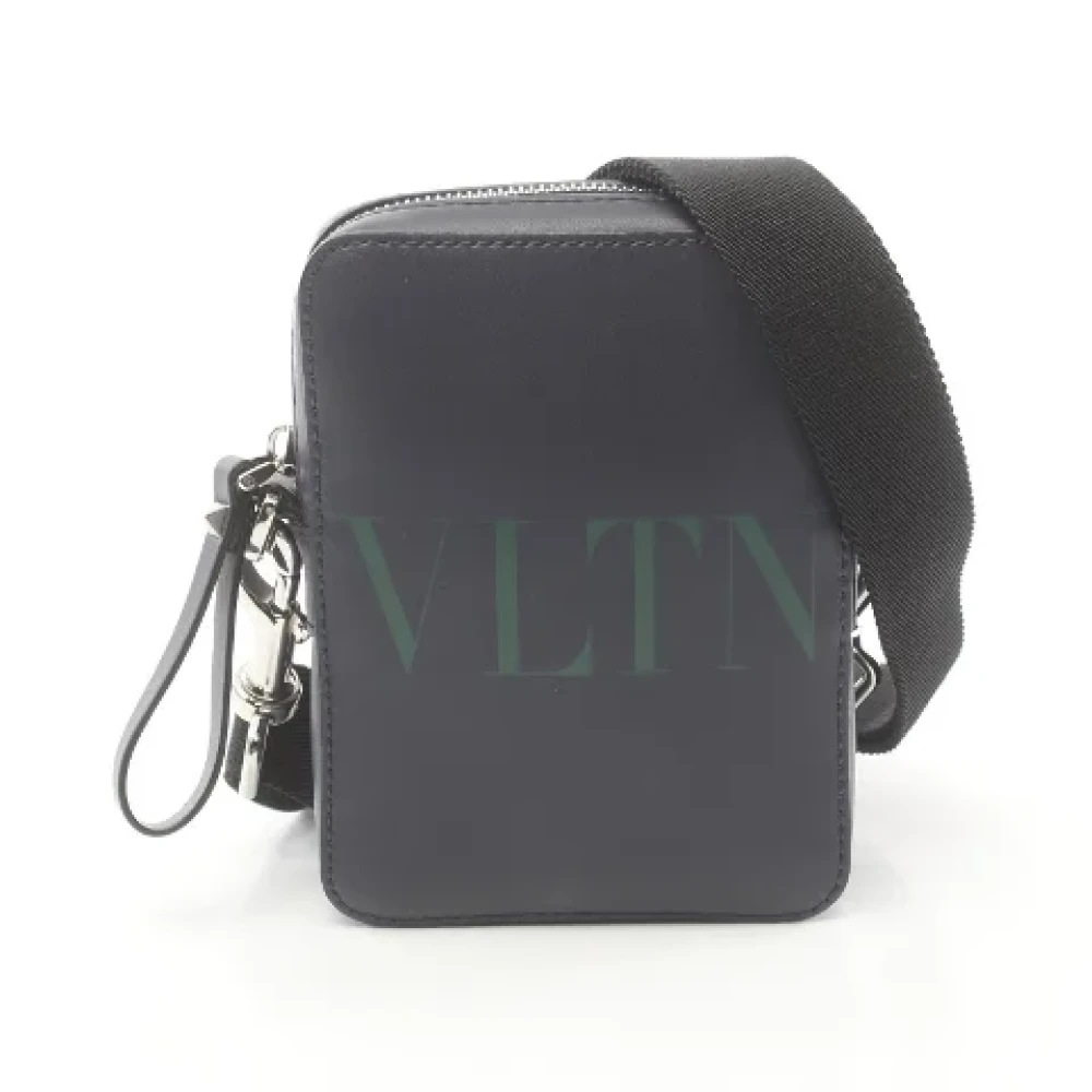 Valentino Vintage Pre-owned Leather shoulder-bags Blue Heren