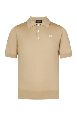 polo-beige-avec-patch-logo