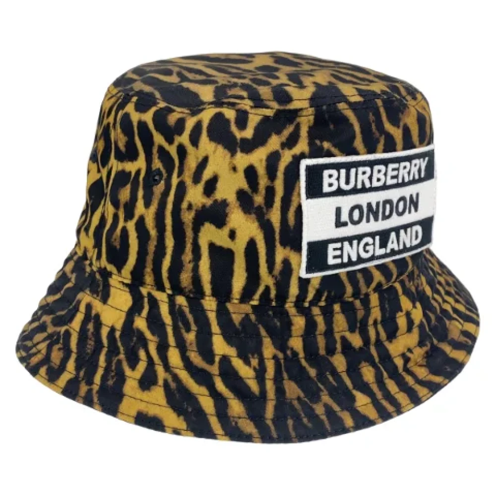 Burberry Vintage Pre-owned Plastic hats Brown Dames