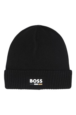 knitted-beanie-hat