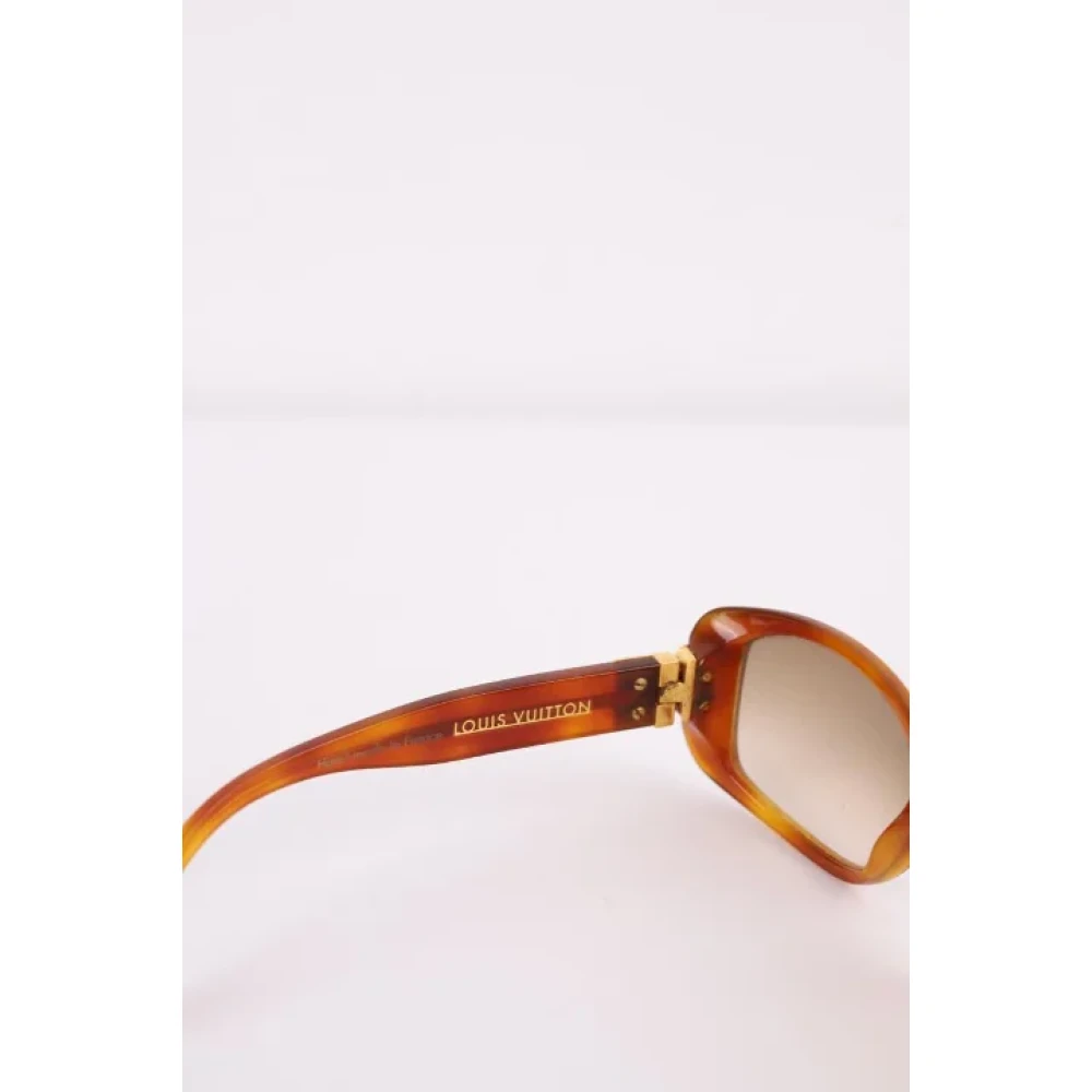 Louis Vuitton Vintage Pre-owned Glass sunglasses Brown Dames