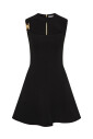 robe-noire-a-epaule-asymetrique-avec-decoupe