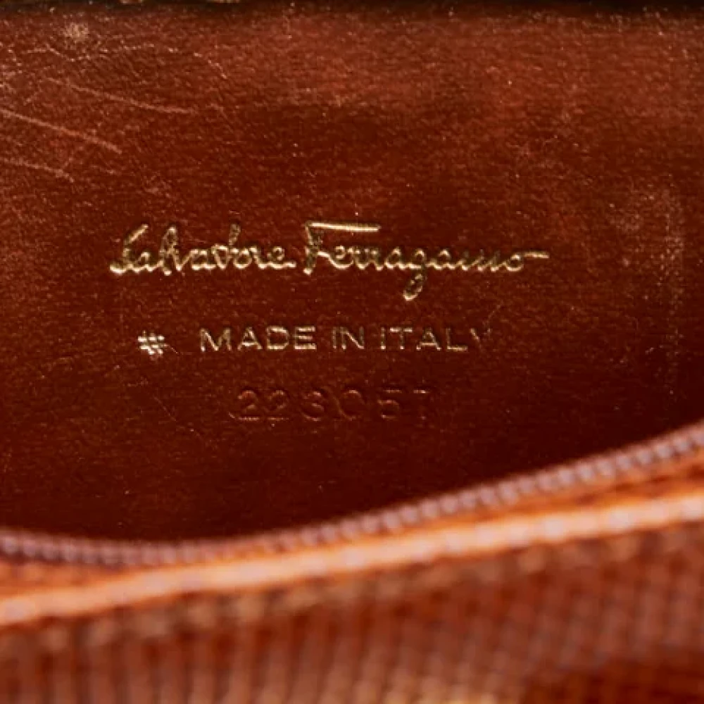 Salvatore Ferragamo Pre-owned Fabric pouches Red Dames