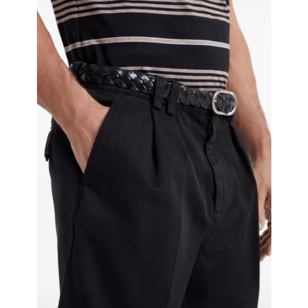 BRUNELLO CUCINELLI Zwarte Katoenen Bermuda Shorts met Plooien Black Heren